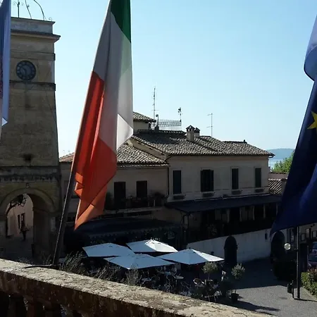 Relax In Piazzetta Casa E Per Vacanze