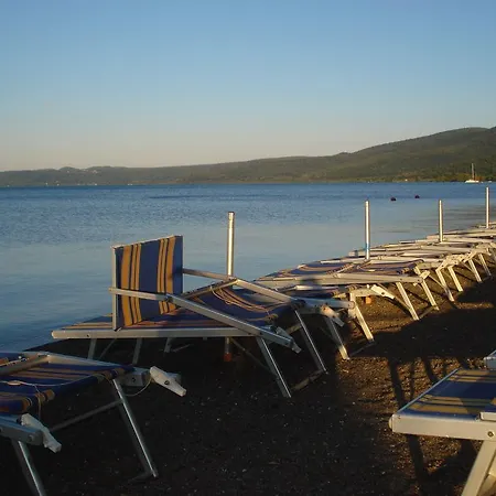 Relax In Piazzetta Casa E Per Vacanze * Trevignano Romano